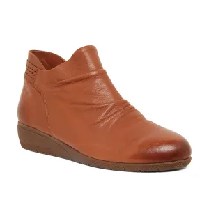 Fairway Boot in Tan Leather