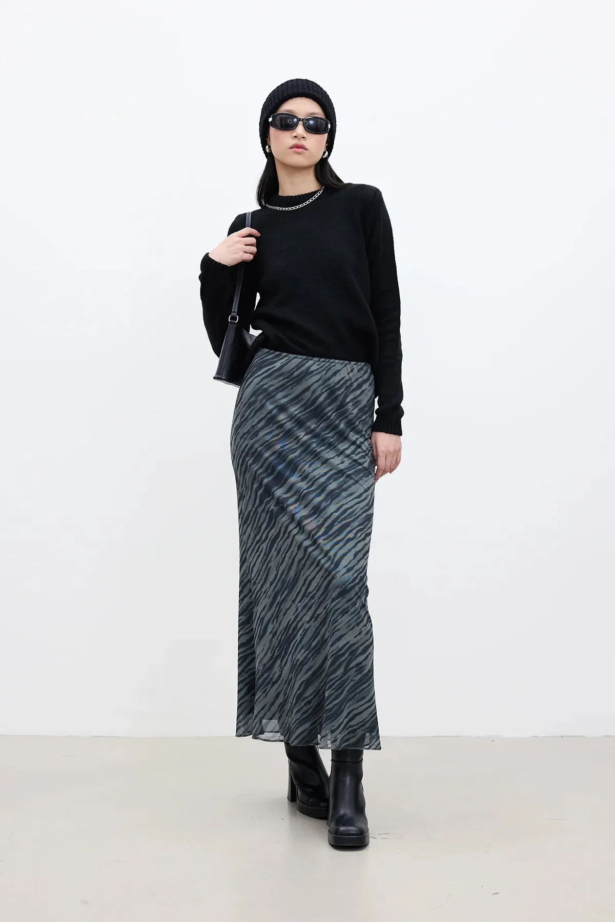 Patterned Tulle Skirt Wave