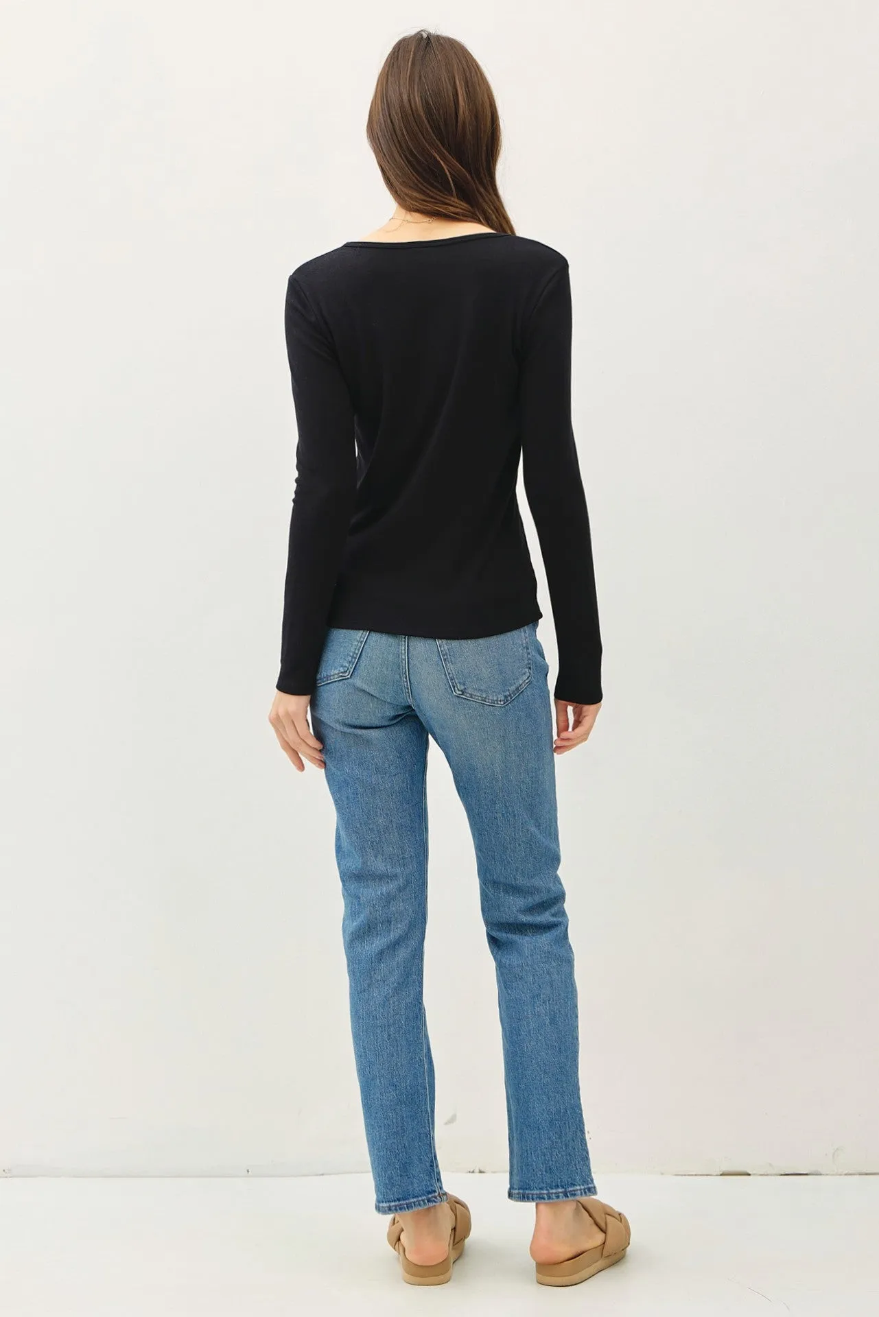 SOFT BASIC LONG SLEEVE KNIT TEE